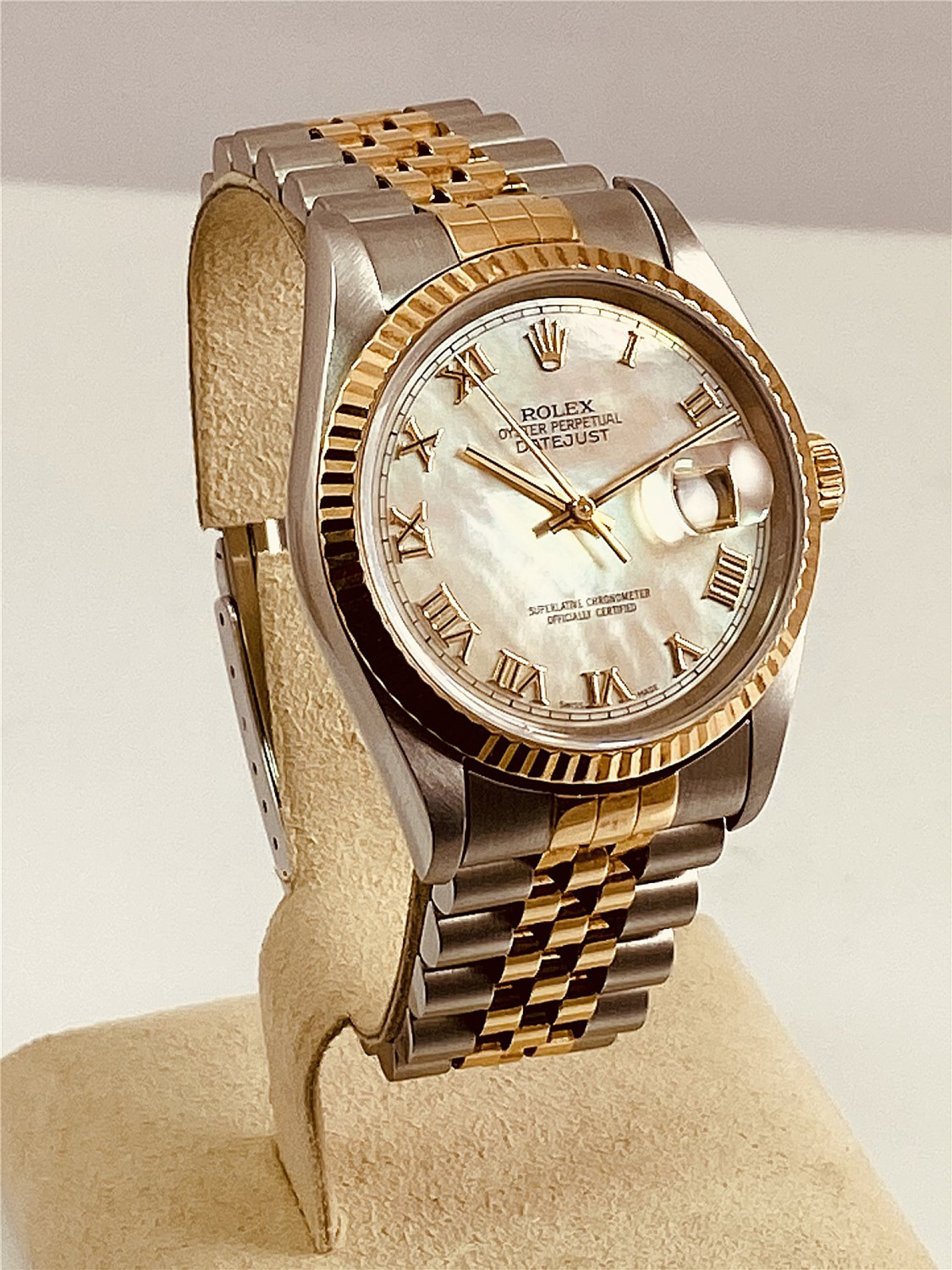 Pre-Owned Rolex Datejust 16233