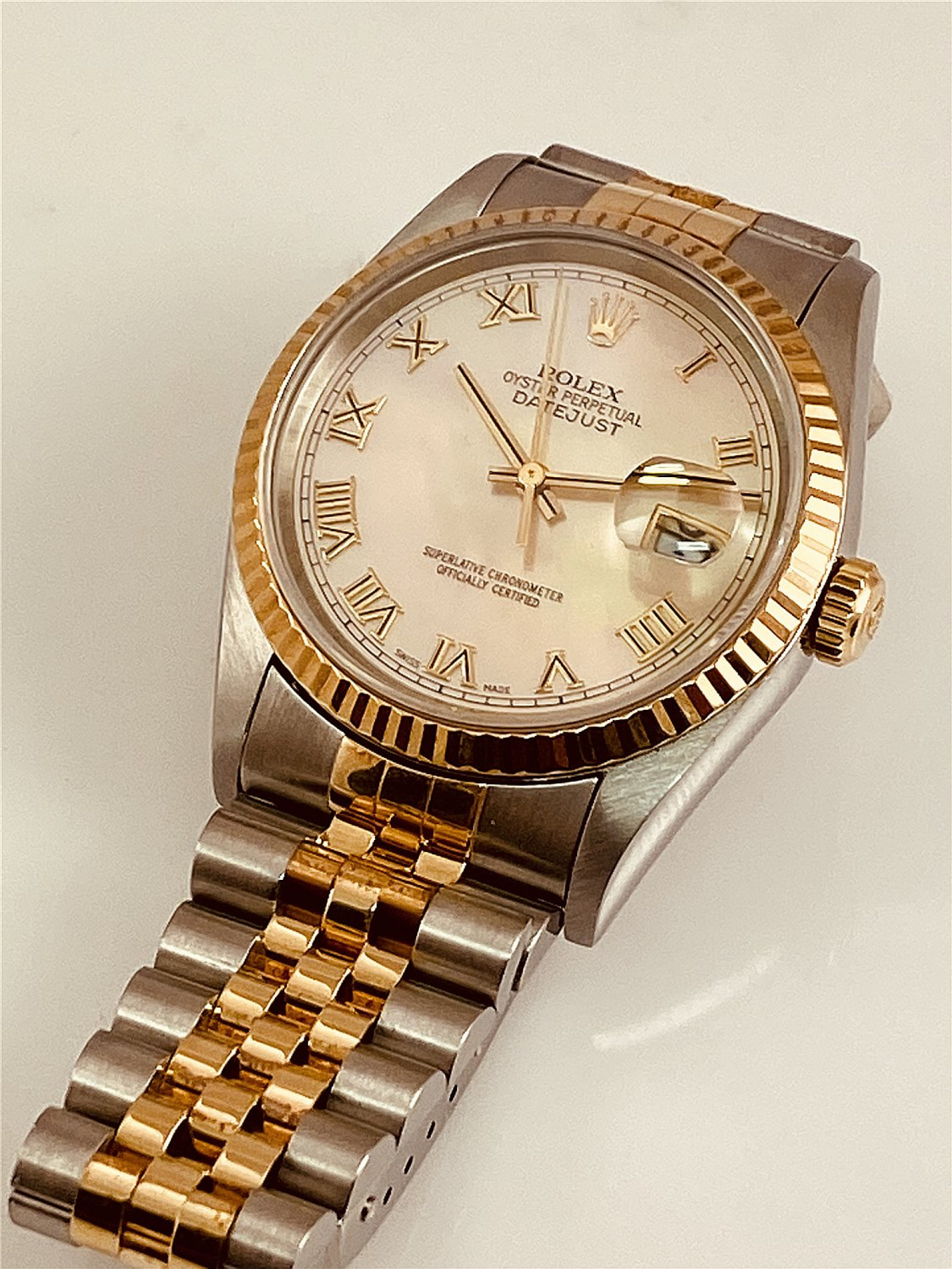 Rolex Datejust Ref. 16233 with Mother Of Pearl Dial
