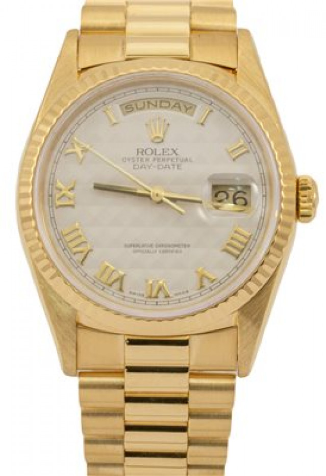 Pre-Owned Yellow Gold Rolex Datejust 116233 with Silver Dial