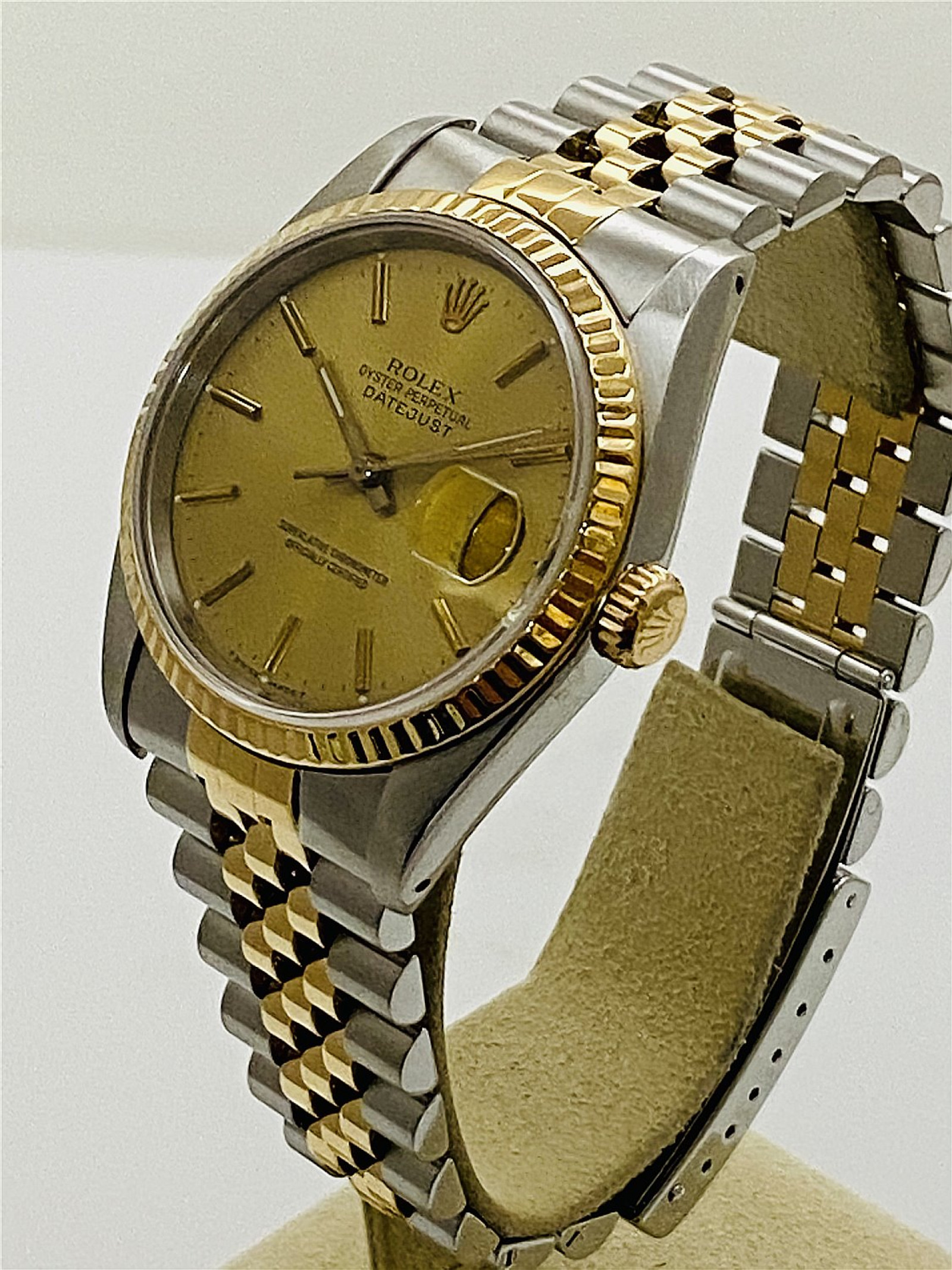 Pre-Owned Rolex Datejust 16233 Steel