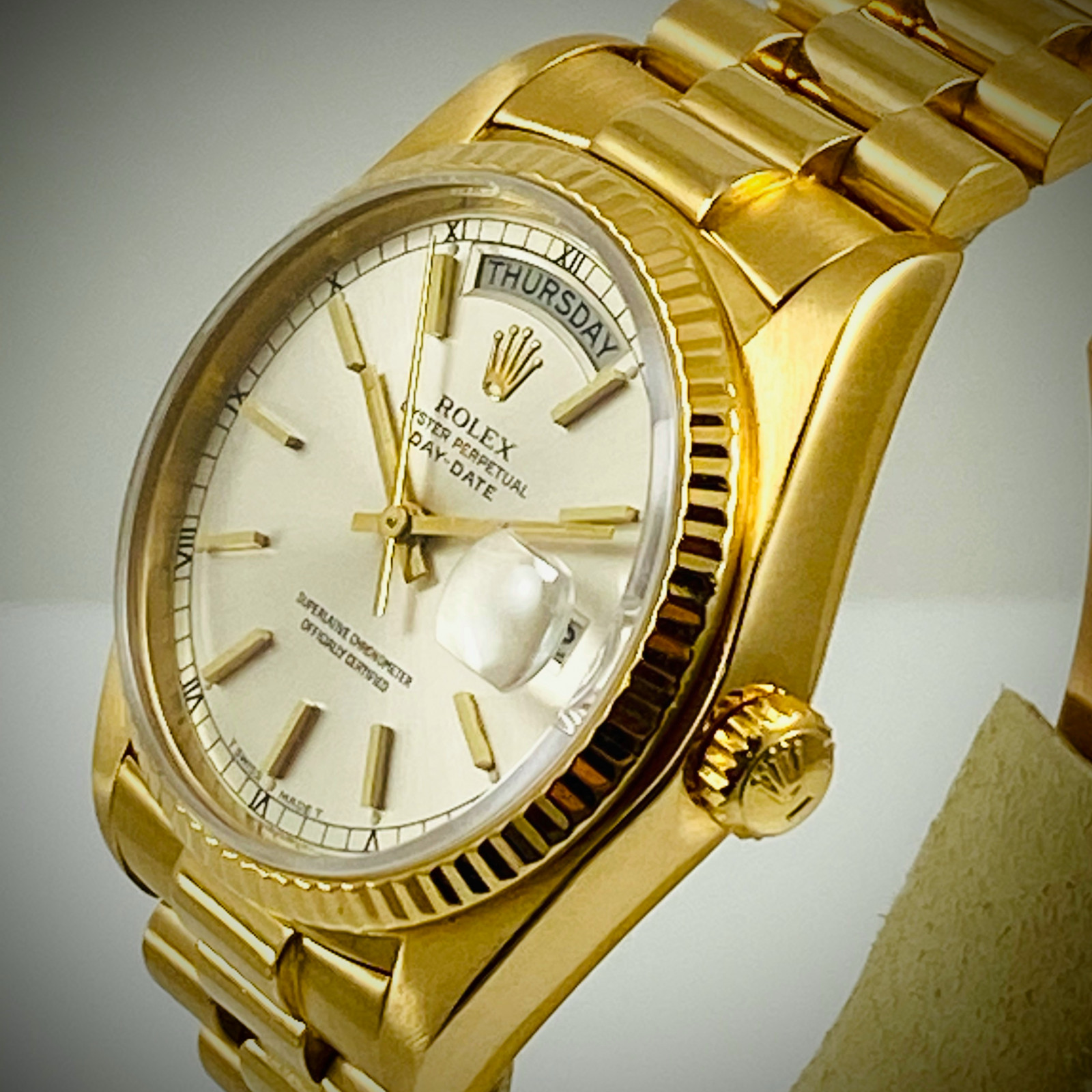 Pre-Owned Rolex Day-Date 18038 18kt Yellow Gold 36 mm Gold Index