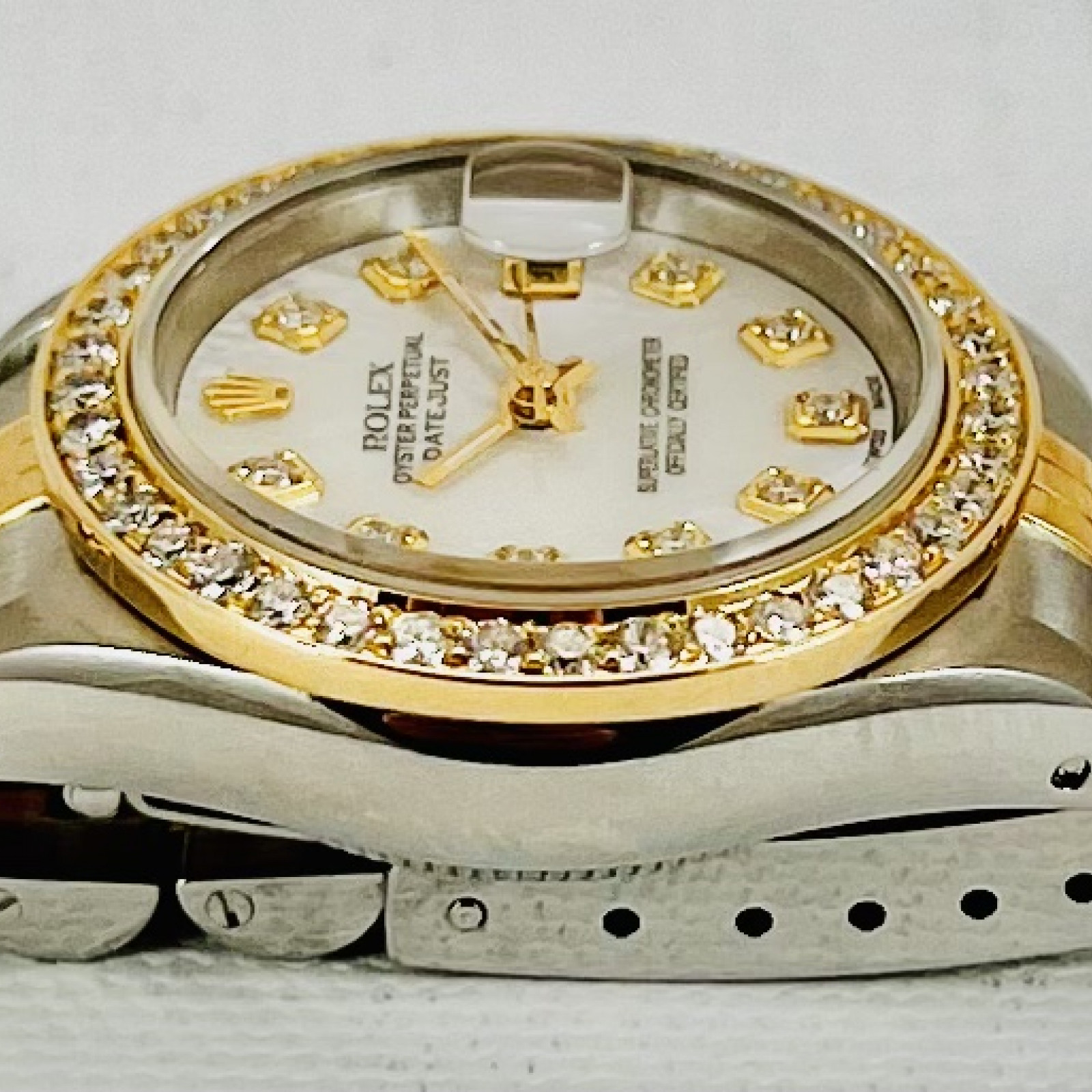 Dimond Rolex Datejust  69173 Mother Of Pearl Dial
