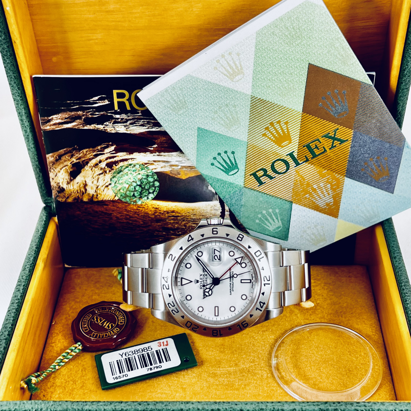 Rolex Explorer II  16570 40 mm 