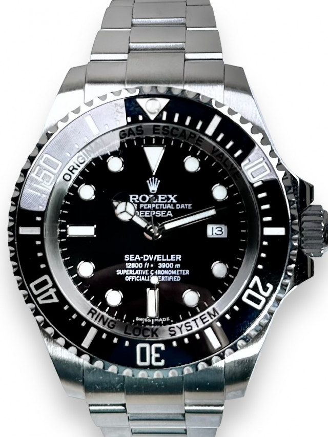 Stainless Steel Rolex Deepsea Sea-Dweller 116660 44 mm