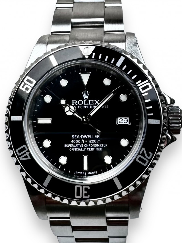 Rolex Sea-Dweller 16600 40MM Full Set